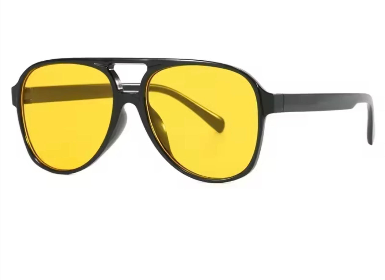Black frame, yellow lens - The Vault by Sacha