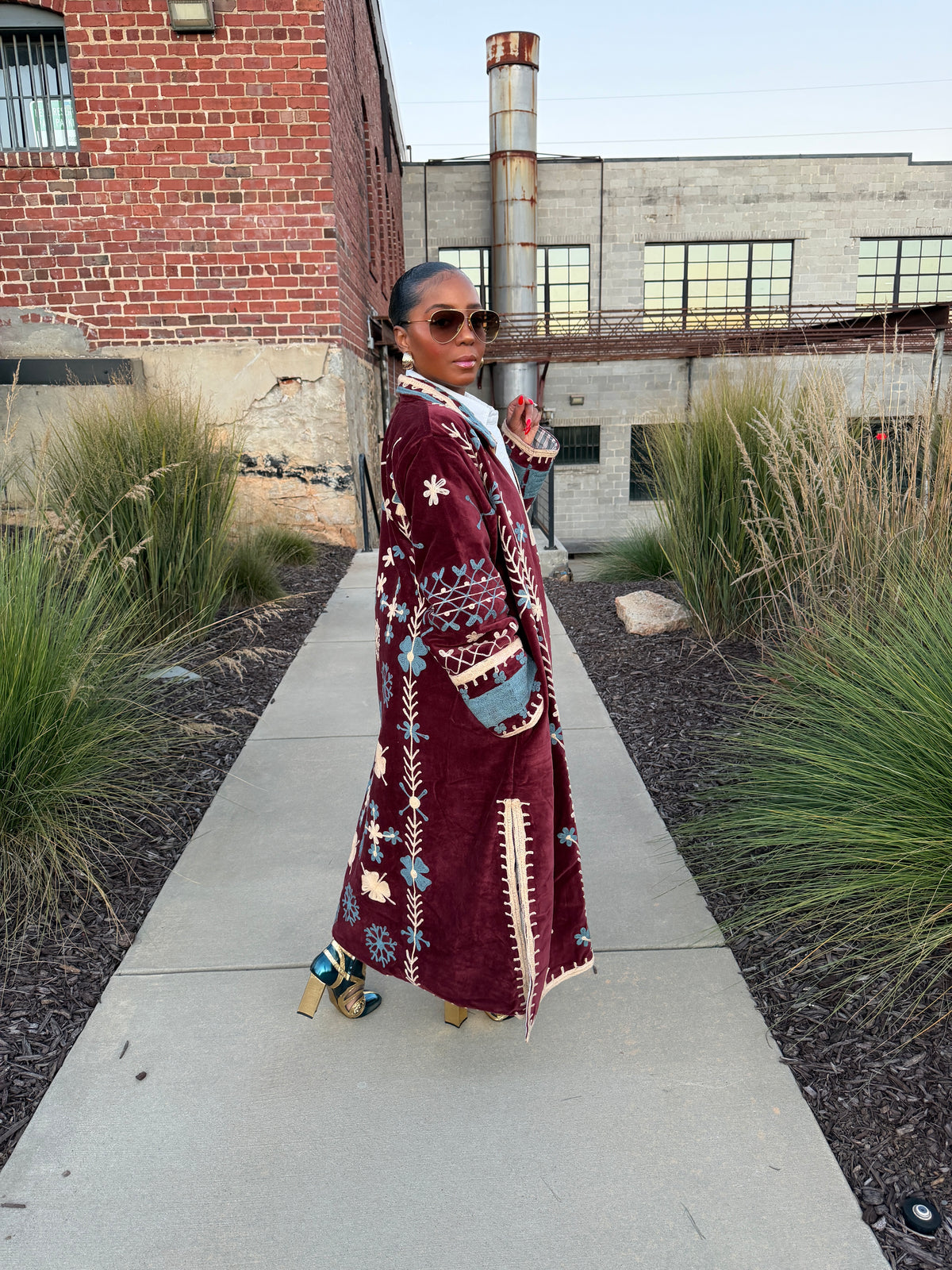 The Bordeaux embroidered duster