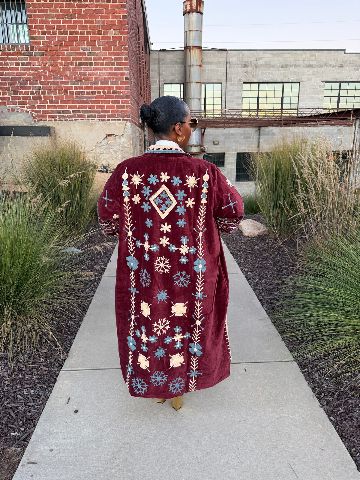 The Bordeaux embroidered duster