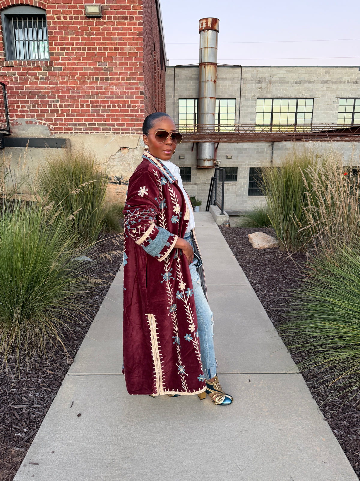 The Bordeaux embroidered duster
