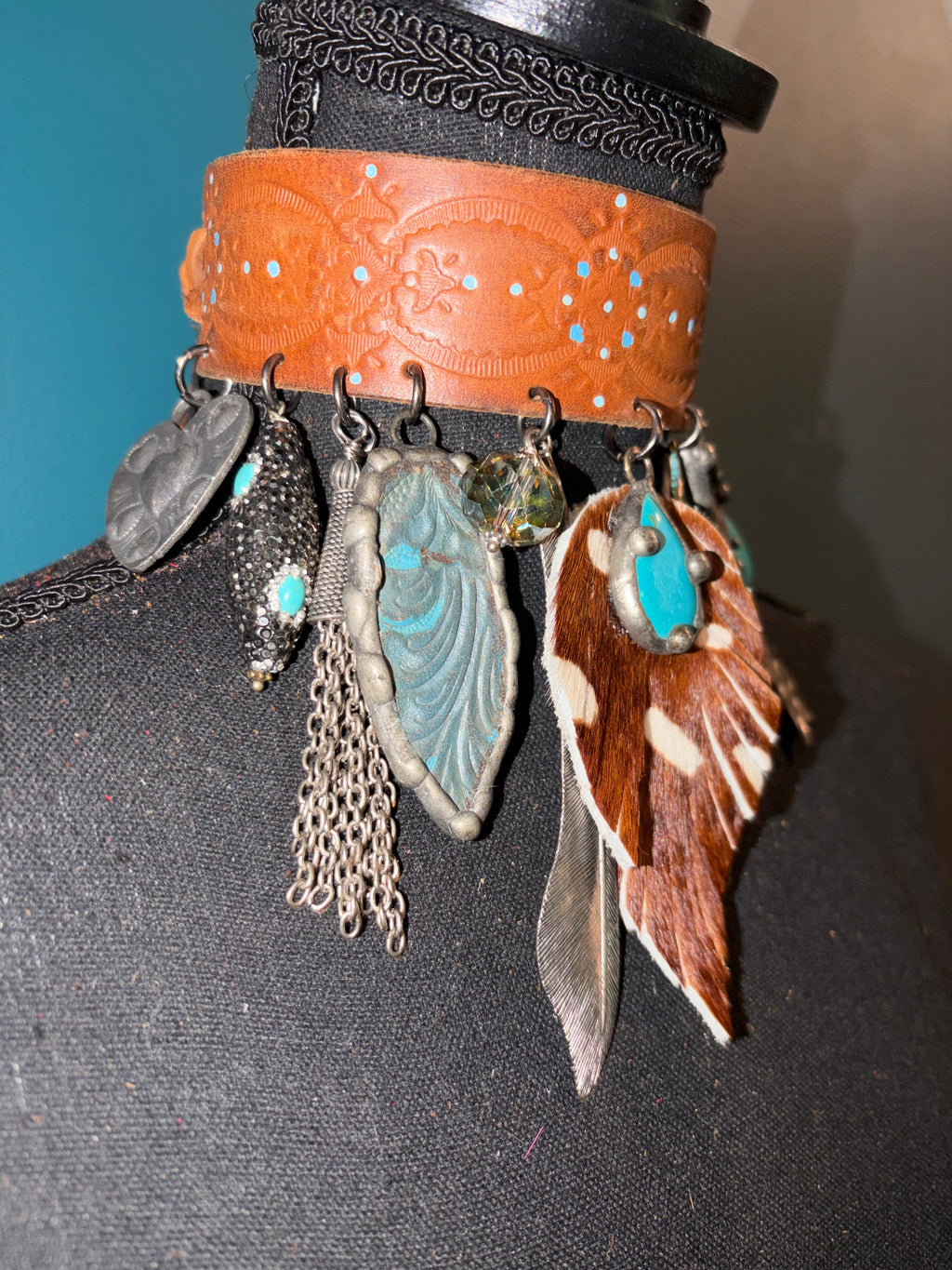 Amazonia Choker