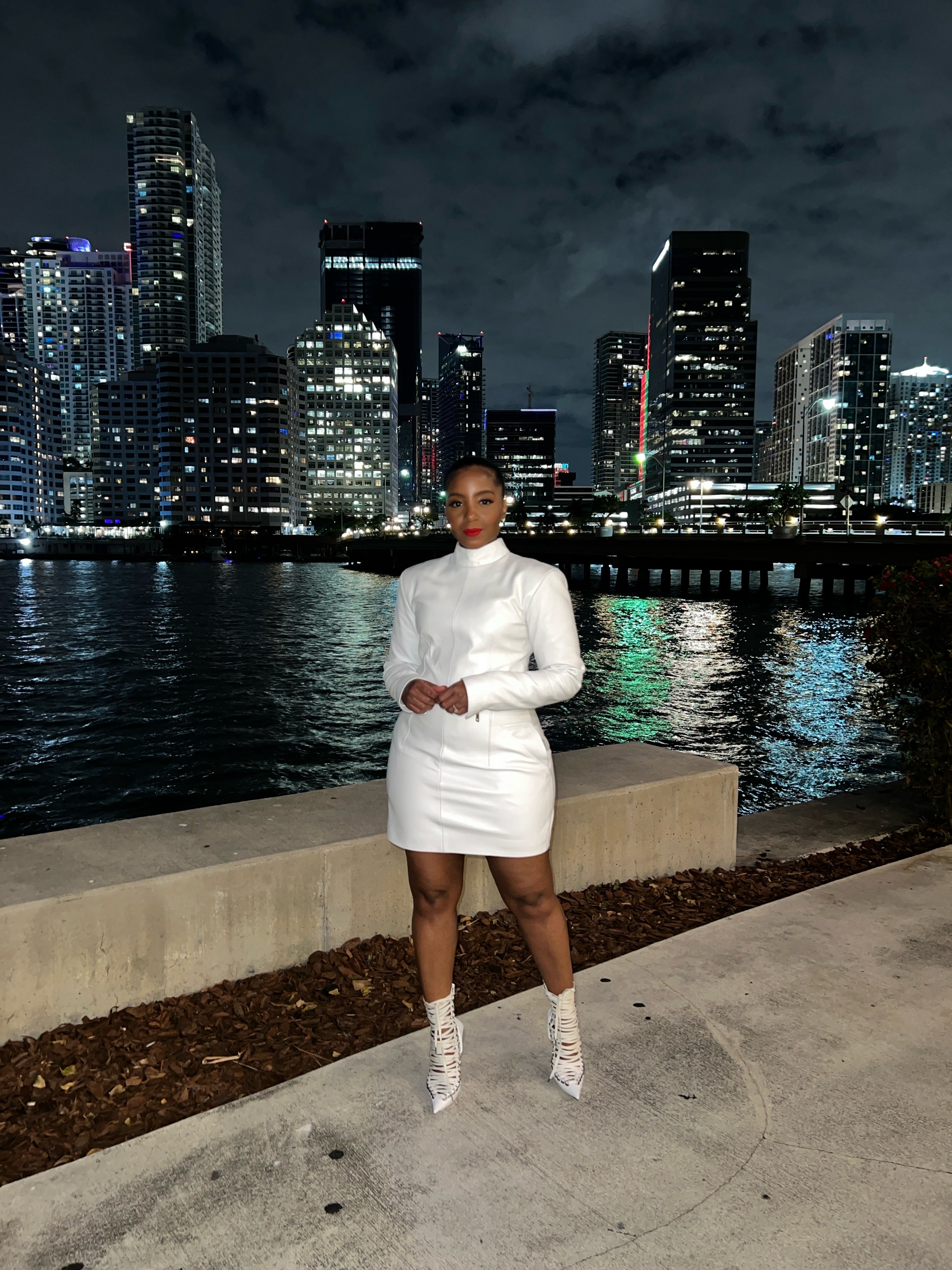 White leather mini dress w Pockets