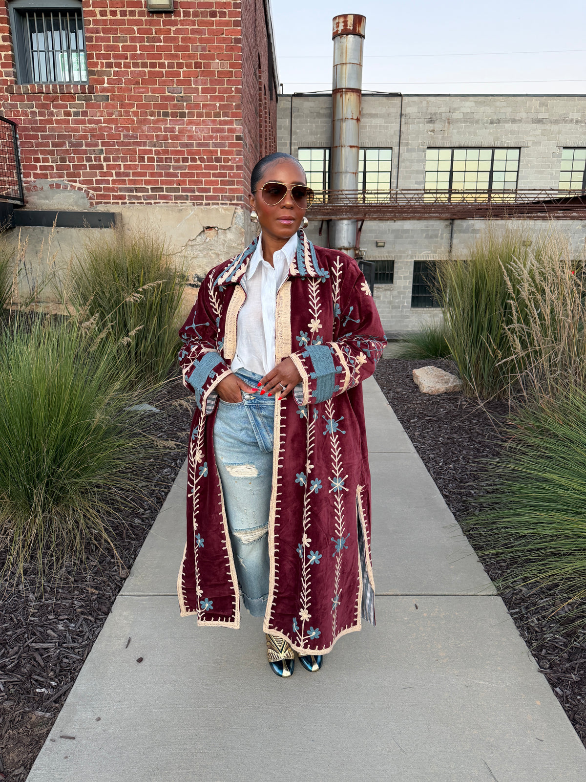 The Bordeaux embroidered duster