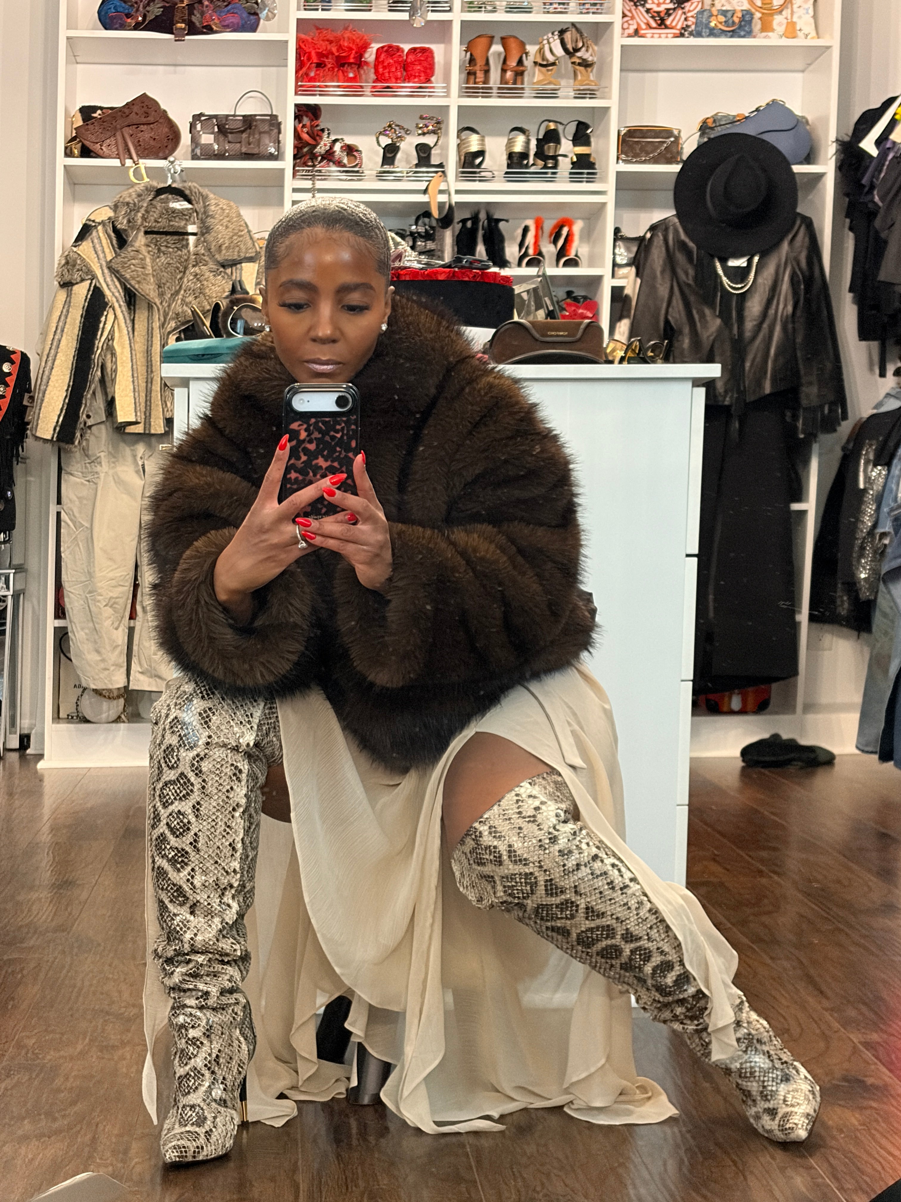 Bear Hug Hoodie w/ pockets - The Vault by Sacha