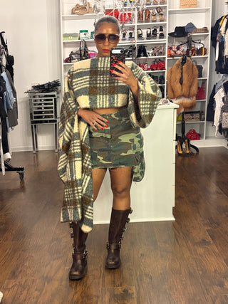 Asymmetrical cropped poncho - The Vault by Sacha