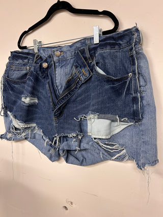 Drawstring Custom Kilted Stretch Denim Shorts  | Size 42 (19/20) Plus Size