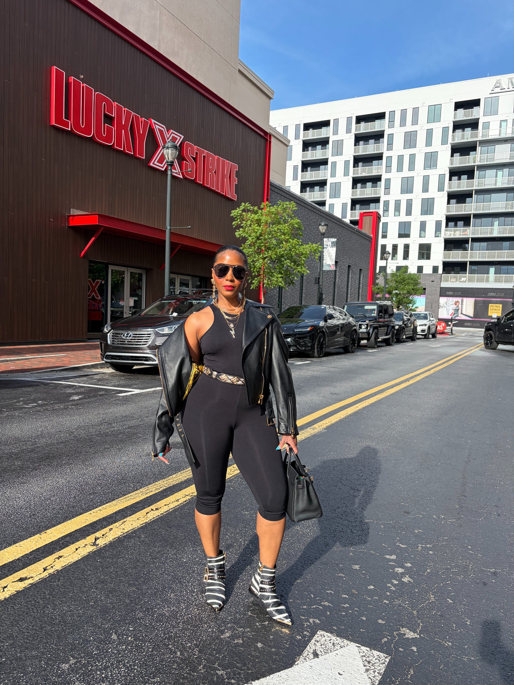 Neoprene Premium Capri Leggings - The Vault by Sacha