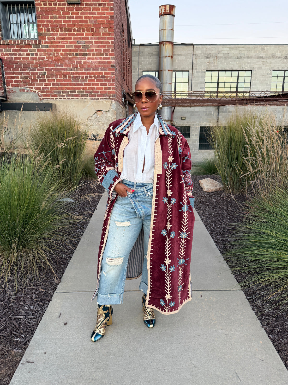 The Bordeaux embroidered duster
