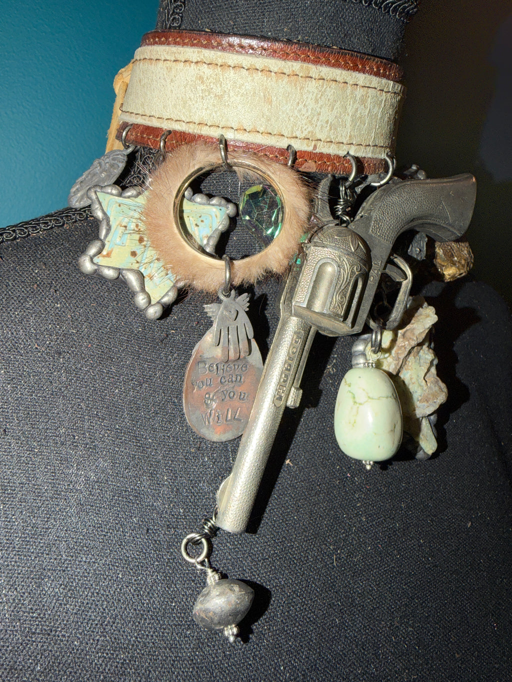 Outlaw's Luck Choker