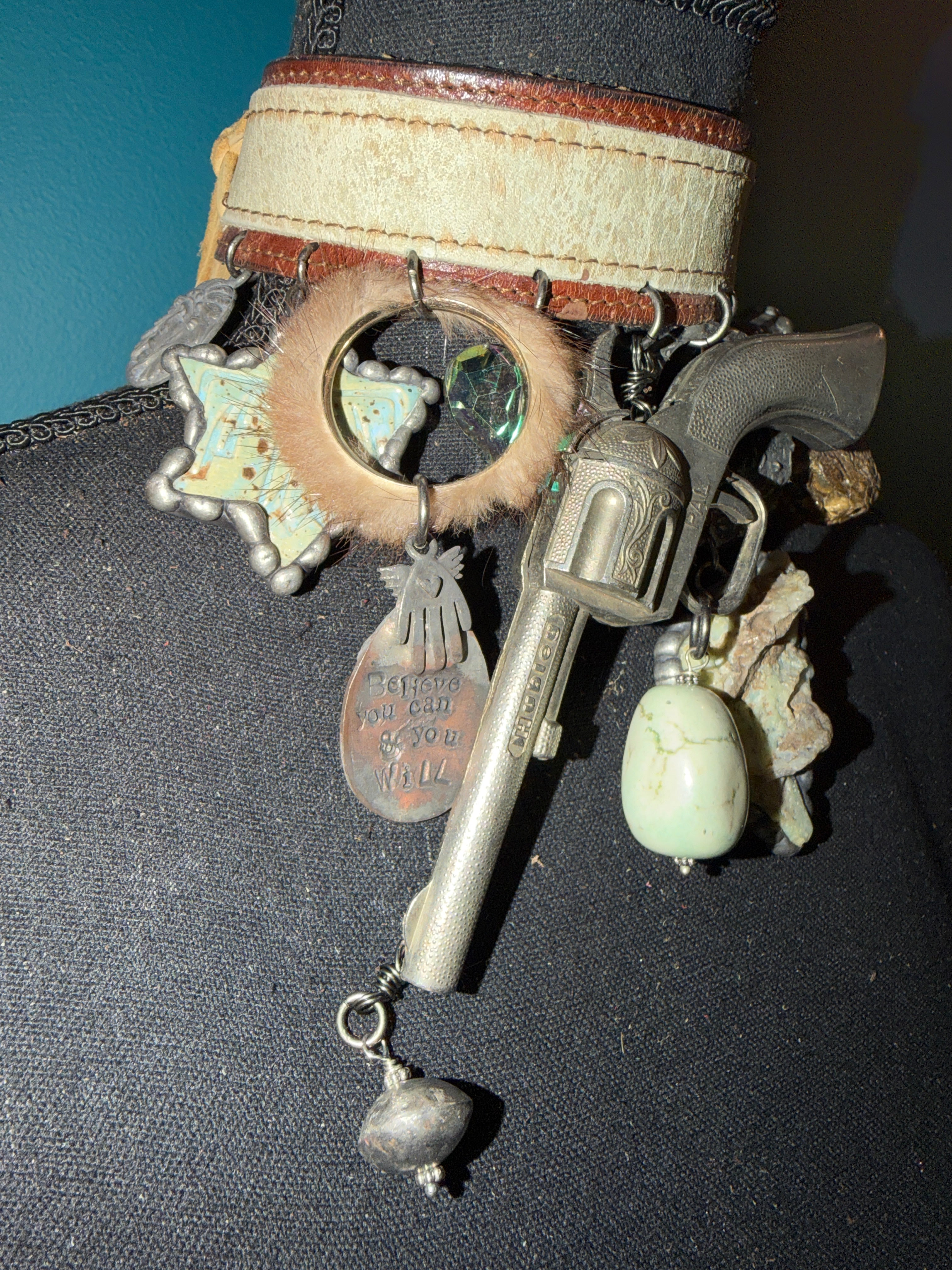 Outlaw's Luck Choker