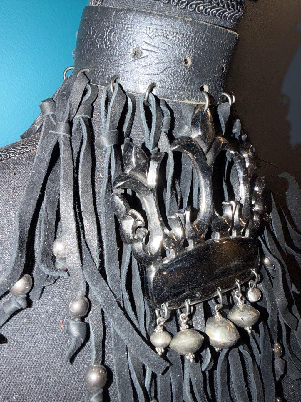Dark Waterfall Choker
