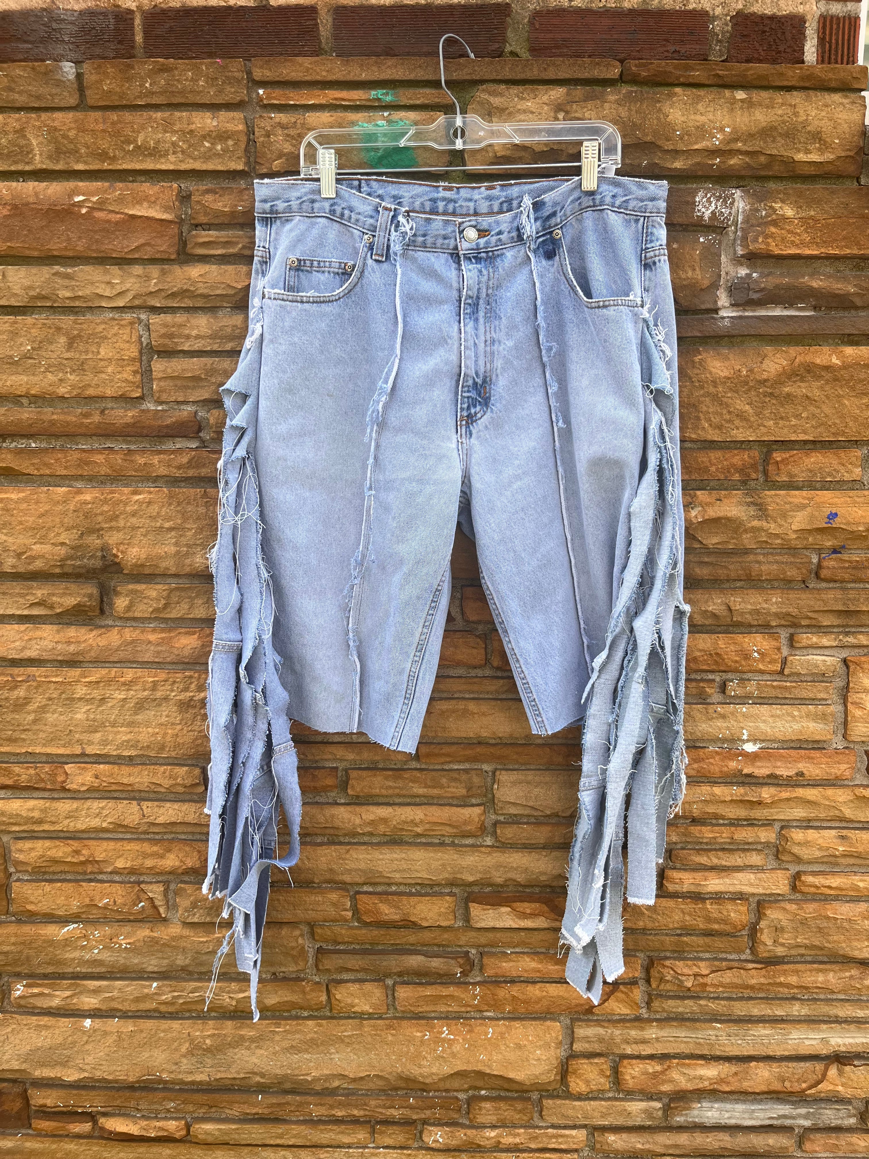 Denim fringe Bermuda shorts