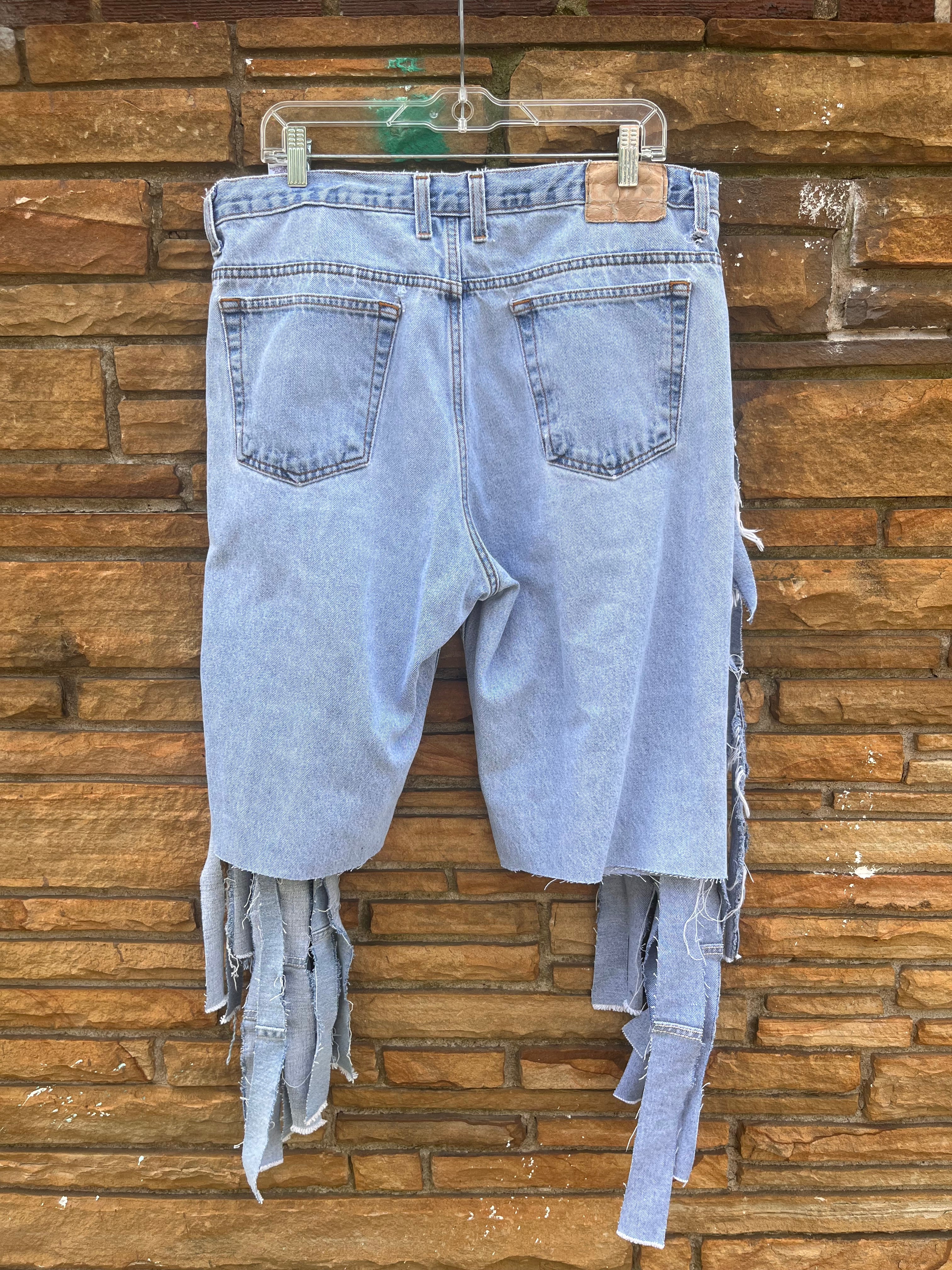 Denim fringe Bermuda shorts