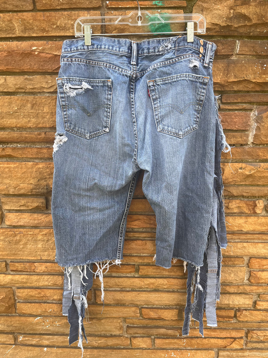 Dark blue Bermuda fringe