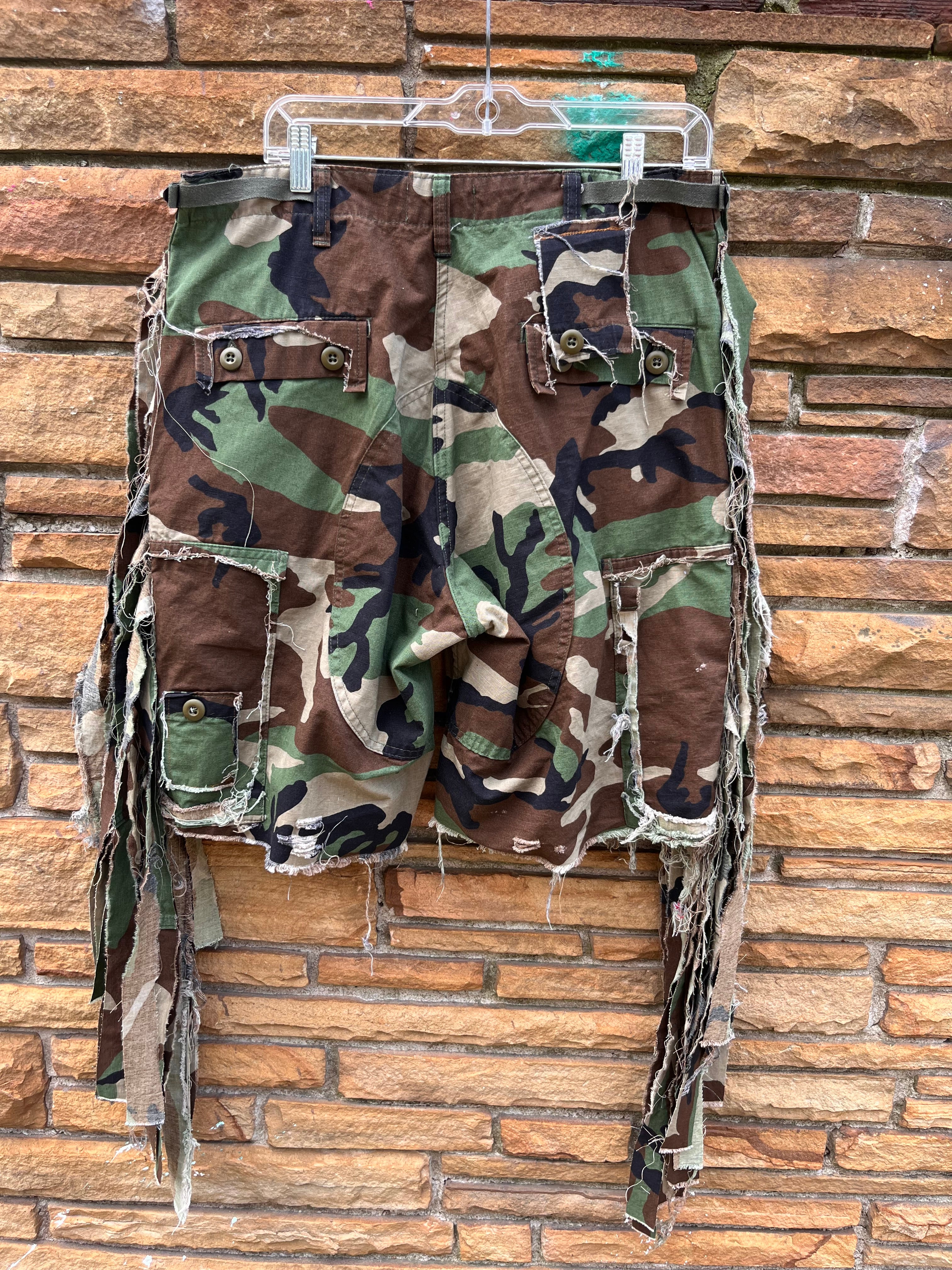 Camo Fringe Bermuda A