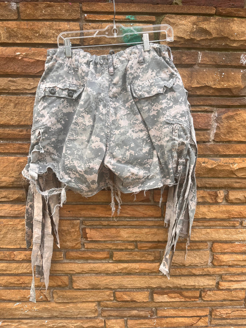 Camo Fringe Bermuda B - The Vault by Sacha