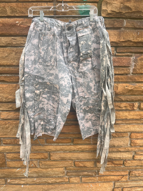 Camo Fringe Bermuda C - The Vault by Sacha