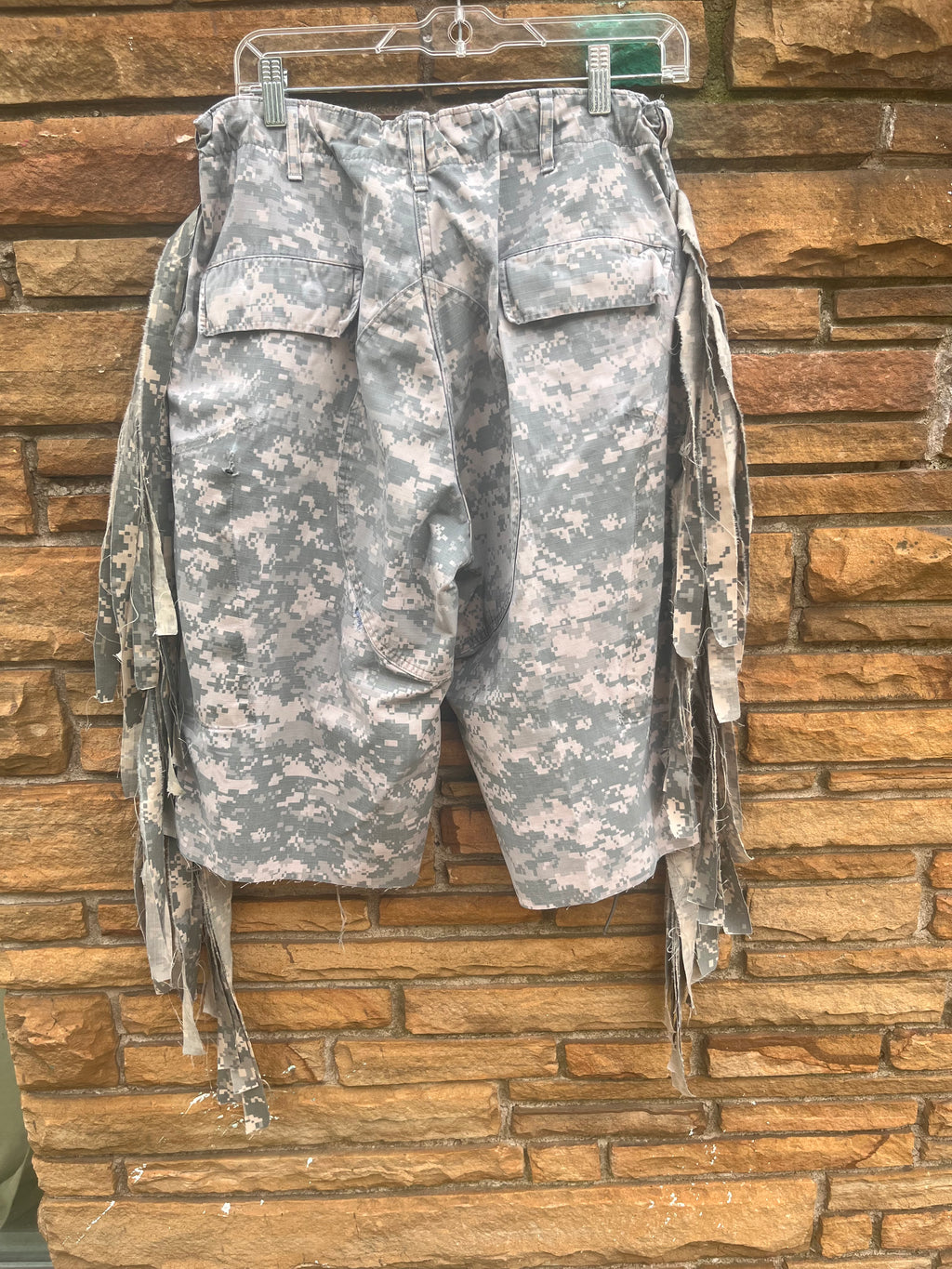 Camo Fringe Bermuda C - The Vault by Sacha