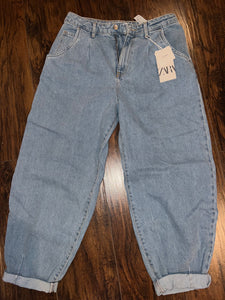 NWT Zara Slouchy Pleated Cuff Jeans | Size 38 US 6