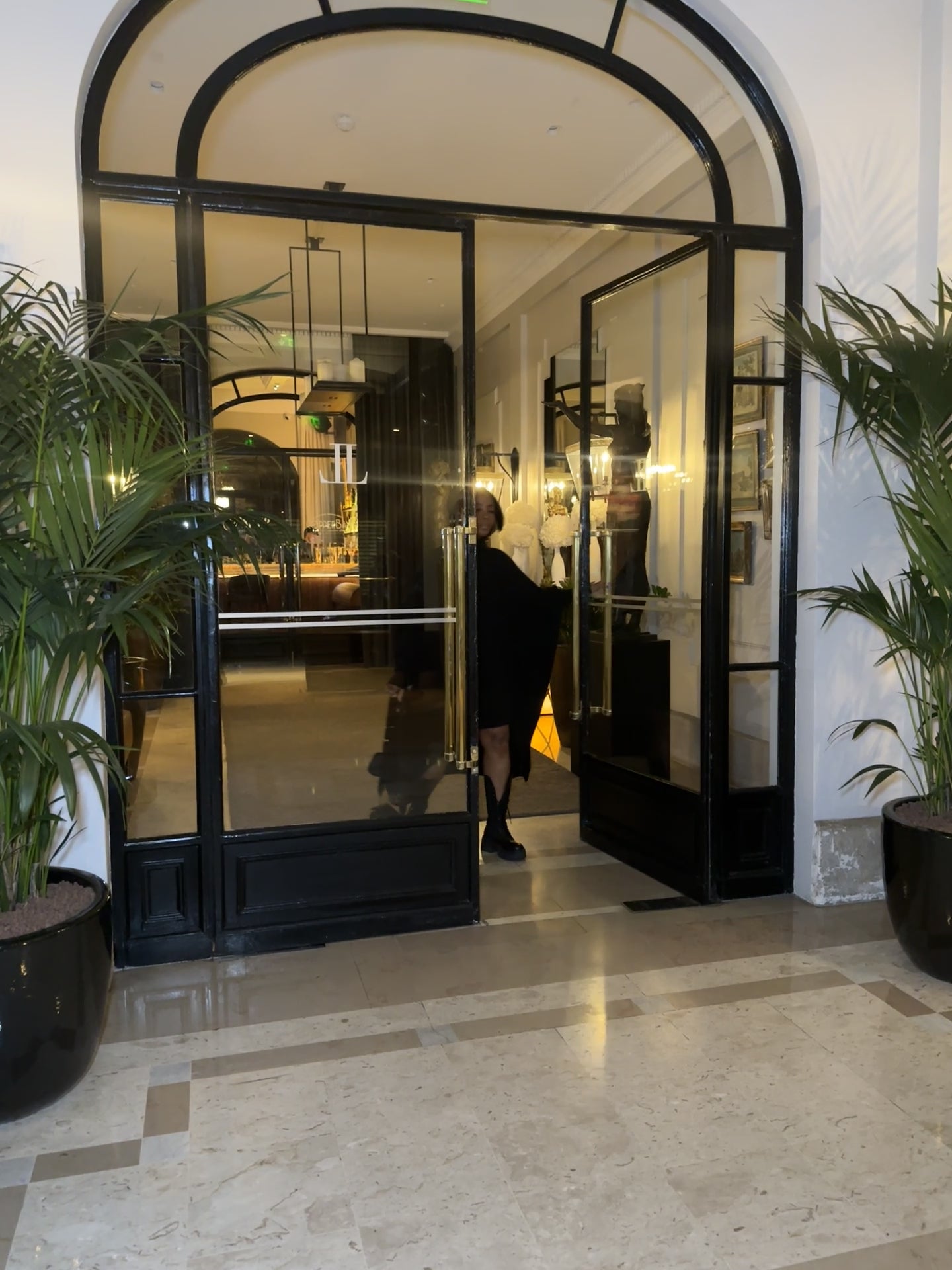 Hi Low Textured Knit Dress w/ pockets