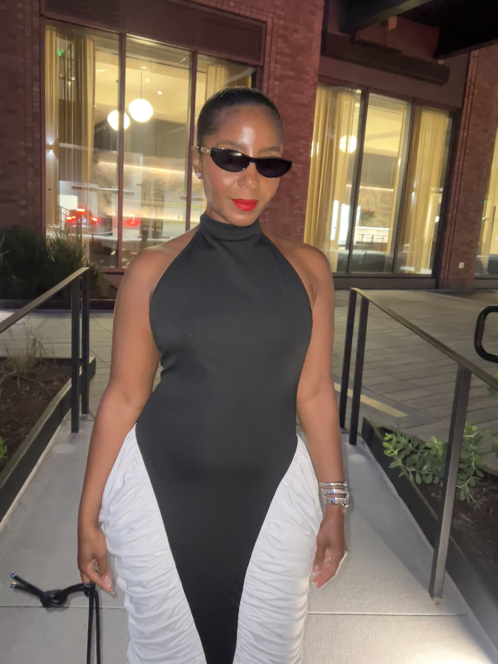 Sculpted Contrast Hourglass Dress