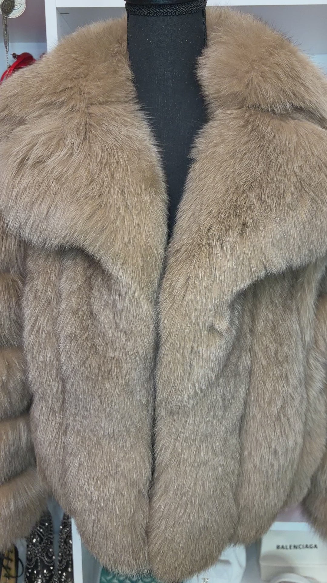 Honey 🍯 Genuine Fox Fur Sm/Med