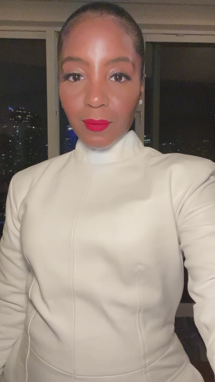 White leather mini dress w Pockets