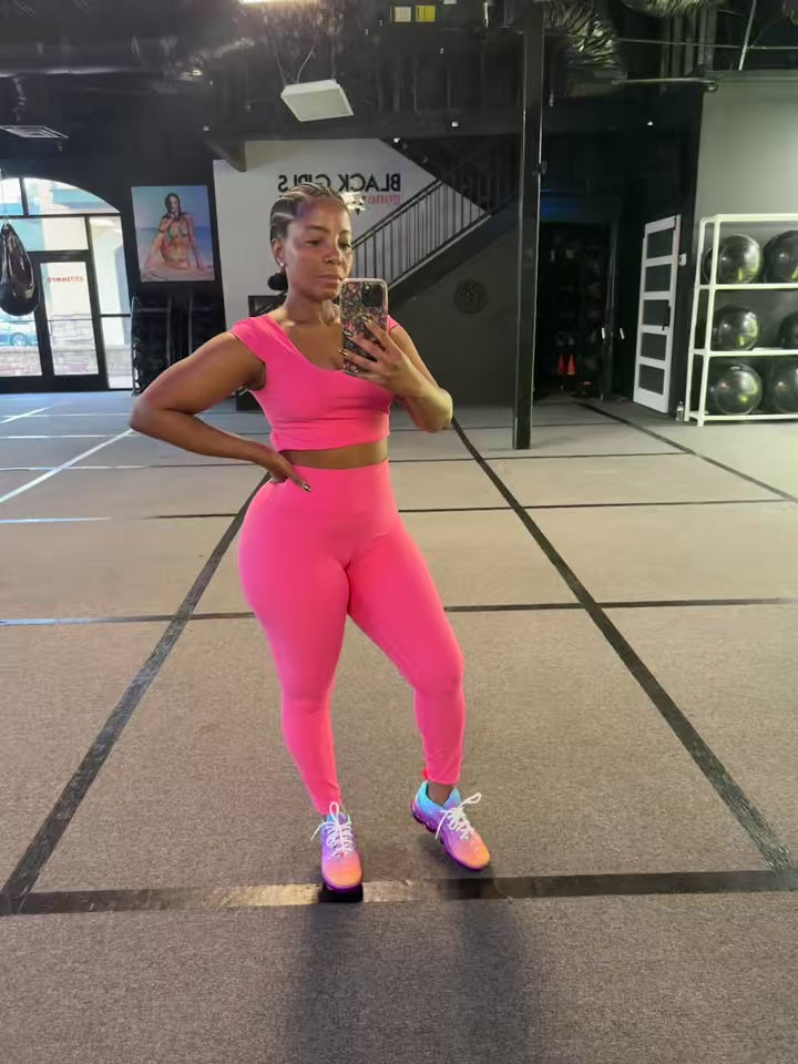 Pink Twisted Yoga Set
