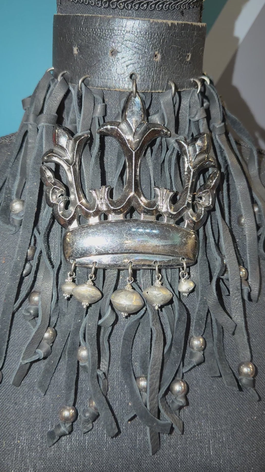 Dark Waterfall Choker
